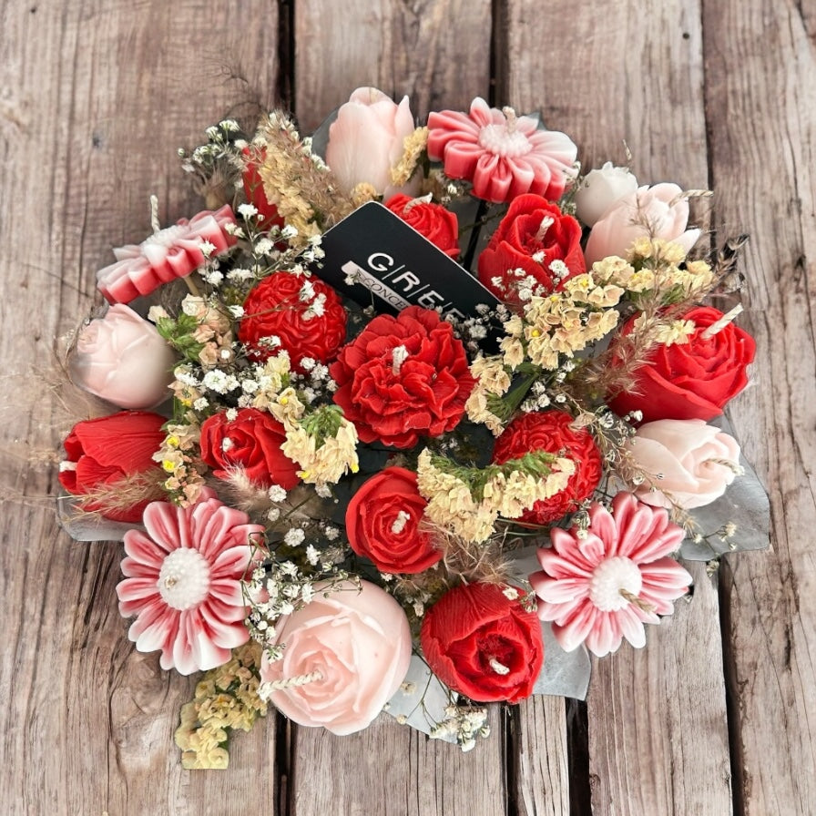 FLORES DE CERA +CONTENEDOR DE CONCRERTO